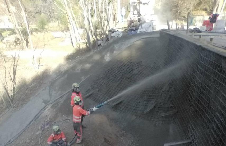 Réalisation du béton projeté sur 300m²