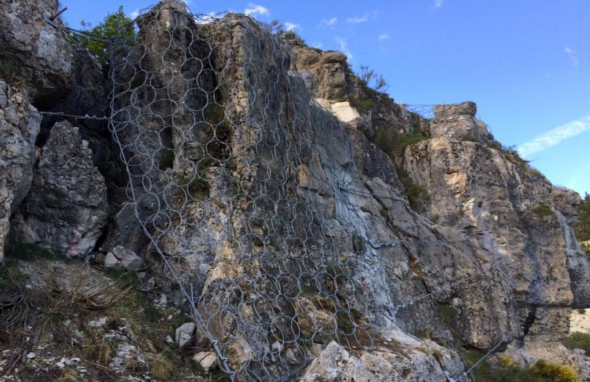 Filet à anneaux plaqué - Thorame Haute (04)