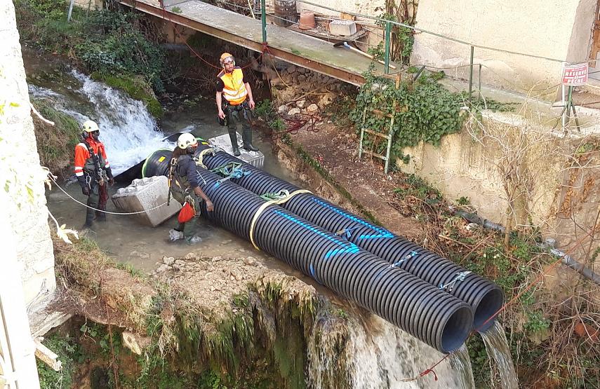 Canalisation du torrent avant travaux