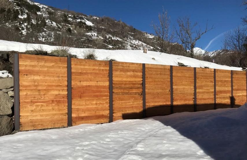 Soutènement des terrains par paroi berlinoise en mélèze - Briançon