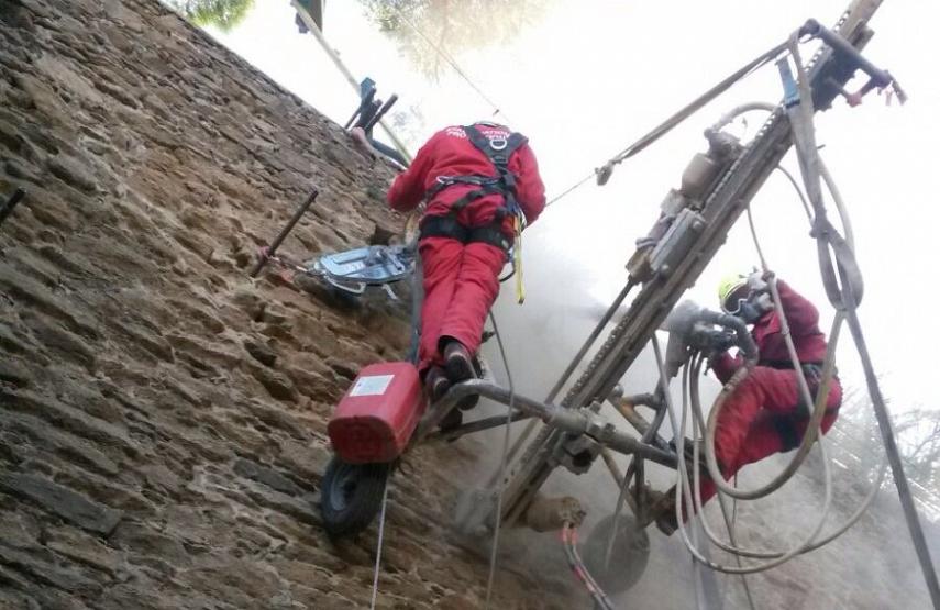 Forage en technique acrobatique 