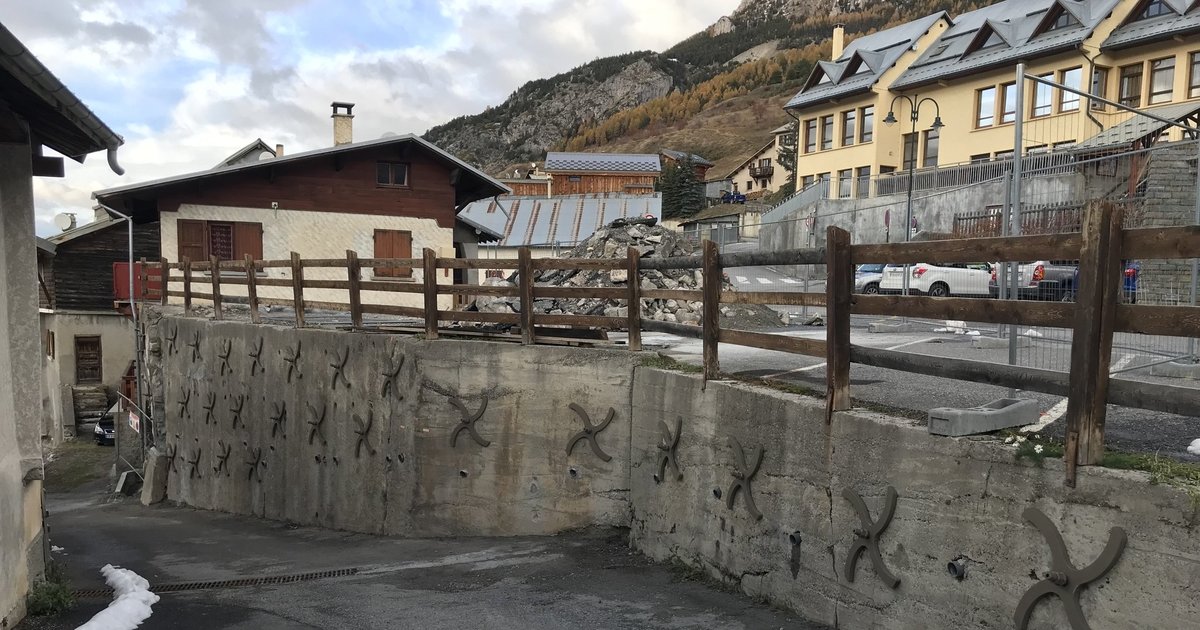 Croix de Saint André Stabilisation Protection — free download
