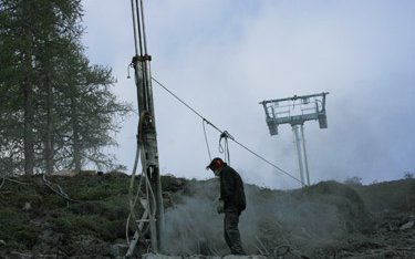 Anchoring pylons carrying ski lift equipment