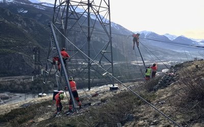 Ecrans pare-blocs de protection des pylônes RTE - Haute Durance (05)